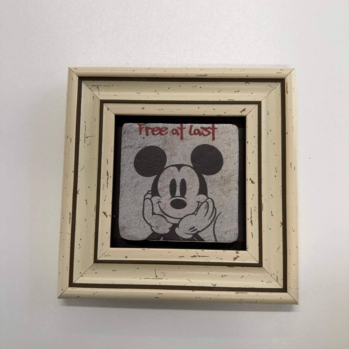 Variant Mapping v4 | free-at-last-renaissance-natural-stone-coaster | with White Frame | sha256:3a7d5860614b