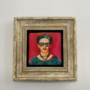 Variant Mapping v4 | frida-kahlo-stone-coaster | with Gold Frame | sha256:0d10d5f5d032