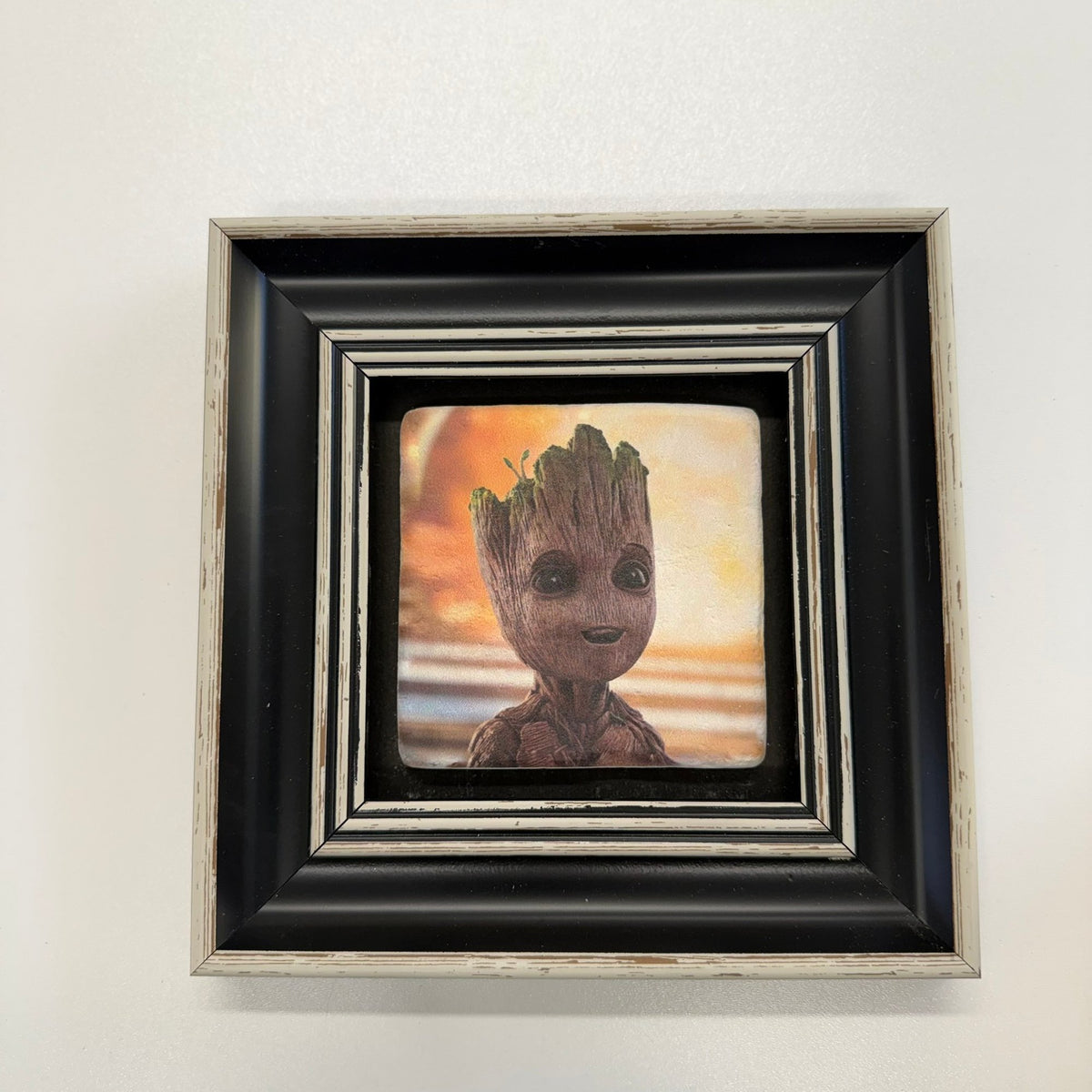 Variant Mapping v4 | groot-natural-stone-coaster | with Black Frame | sha256:1f50f44d7e61