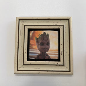 Variant Mapping v4 | groot-natural-stone-coaster | with White Frame | sha256:4817f9850616