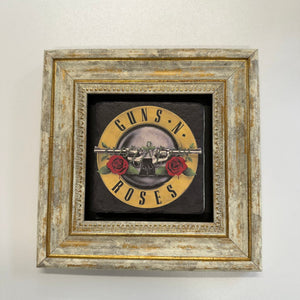 Variant Mapping v4 | guns-and-roses-natural-stone-coaster | with Gold Frame | sha256:496d7ddae599