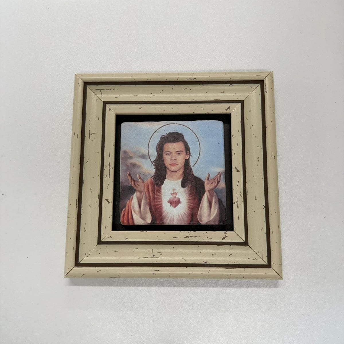 Variant Mapping v4 | harry-styles-jesus-natural-stone-coaster | with White Frame | sha256:df47c000e78c