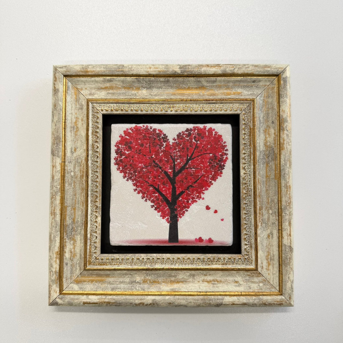 Variant Mapping v4 | heart-of-the-tree-natural-stone-coaster | with Gold Frame | sha256:9464931bcf20