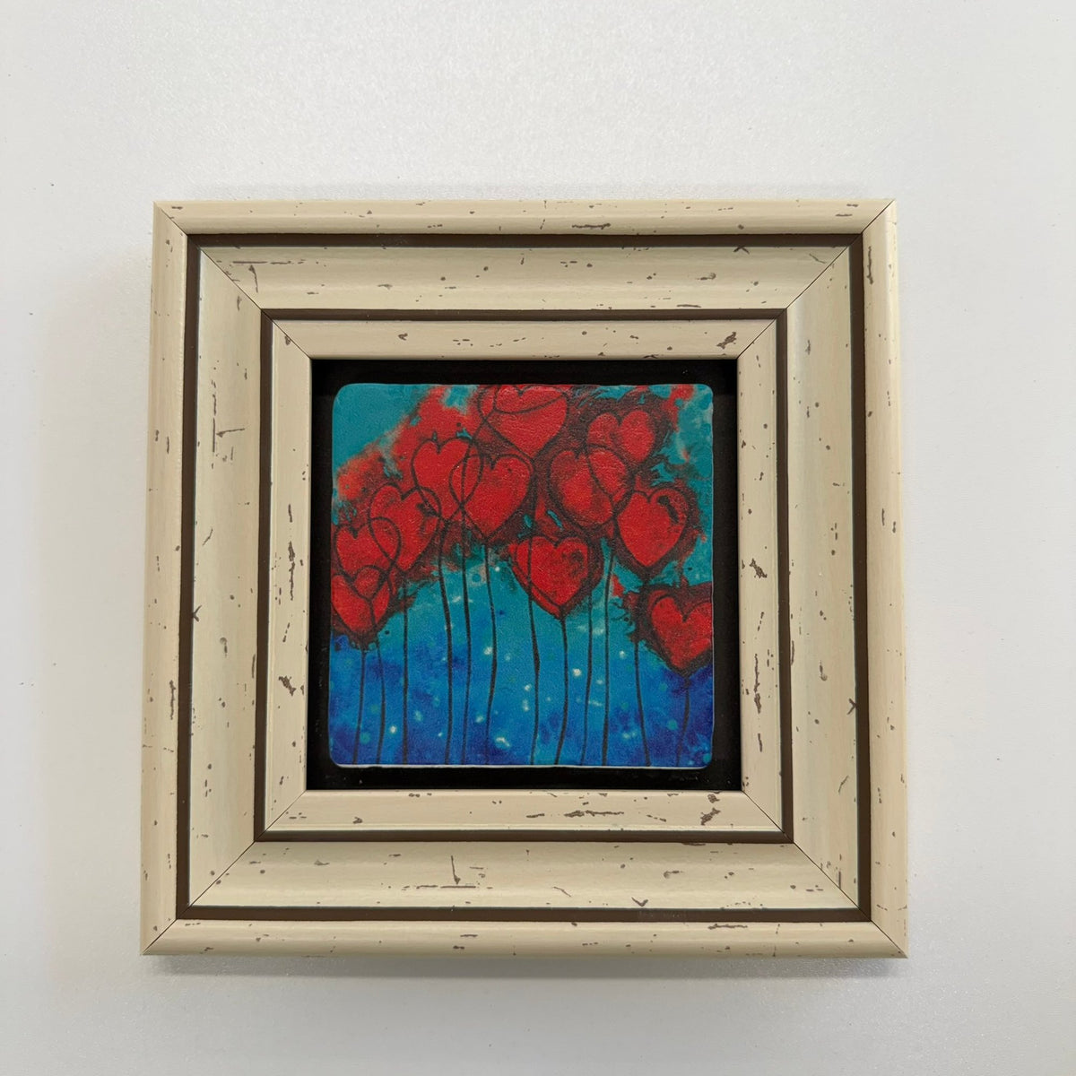 Variant Mapping v4 | hearts-on-fire-natural-travertine-stone-coaster | with White Frame | sha256:38c281759764