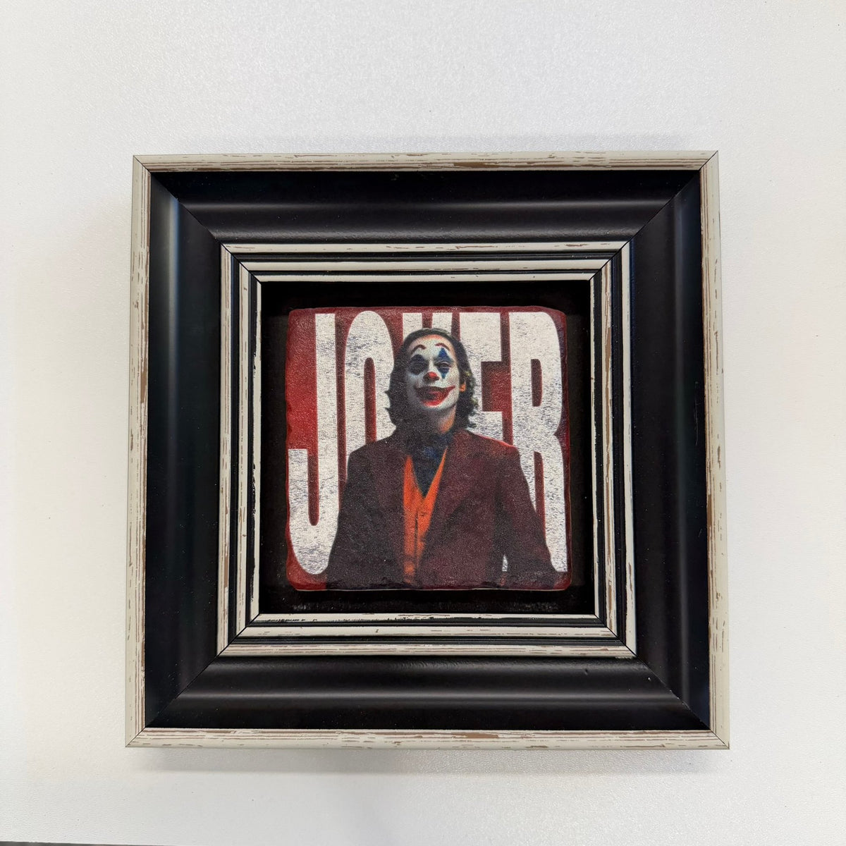 Variant Mapping v4 | joker-heath-ledger-natural-stone-coaster-2 | with Black Frame | sha256:bbf02321d829
