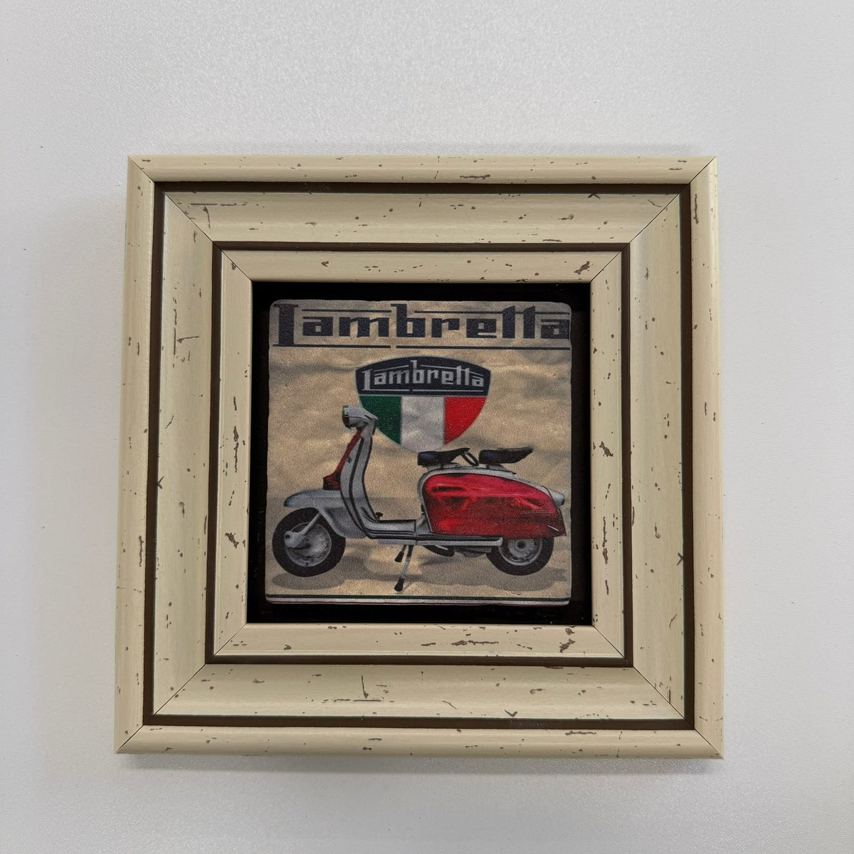Variant Mapping v4 | lambrella-natural-travertine-stone-coaster | with White Frame | sha256:947f33011066