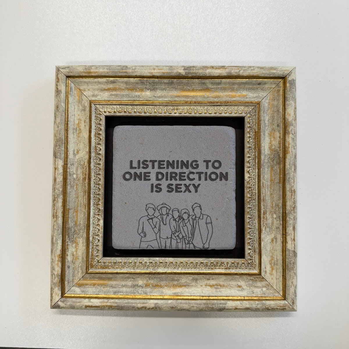 Variant Mapping v4 | listening-to-one-direction-natural-stone-coaster | with Gold Frame | sha256:56a09d233d5b