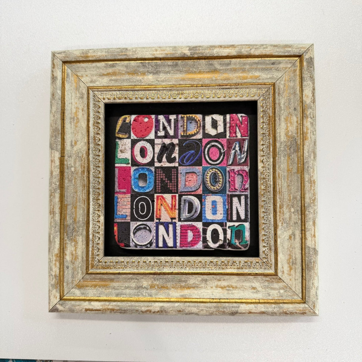 Variant Mapping v4 | london-alphabet-natural-stone-coaster | with Gold Frame | sha256:afd4634755f8