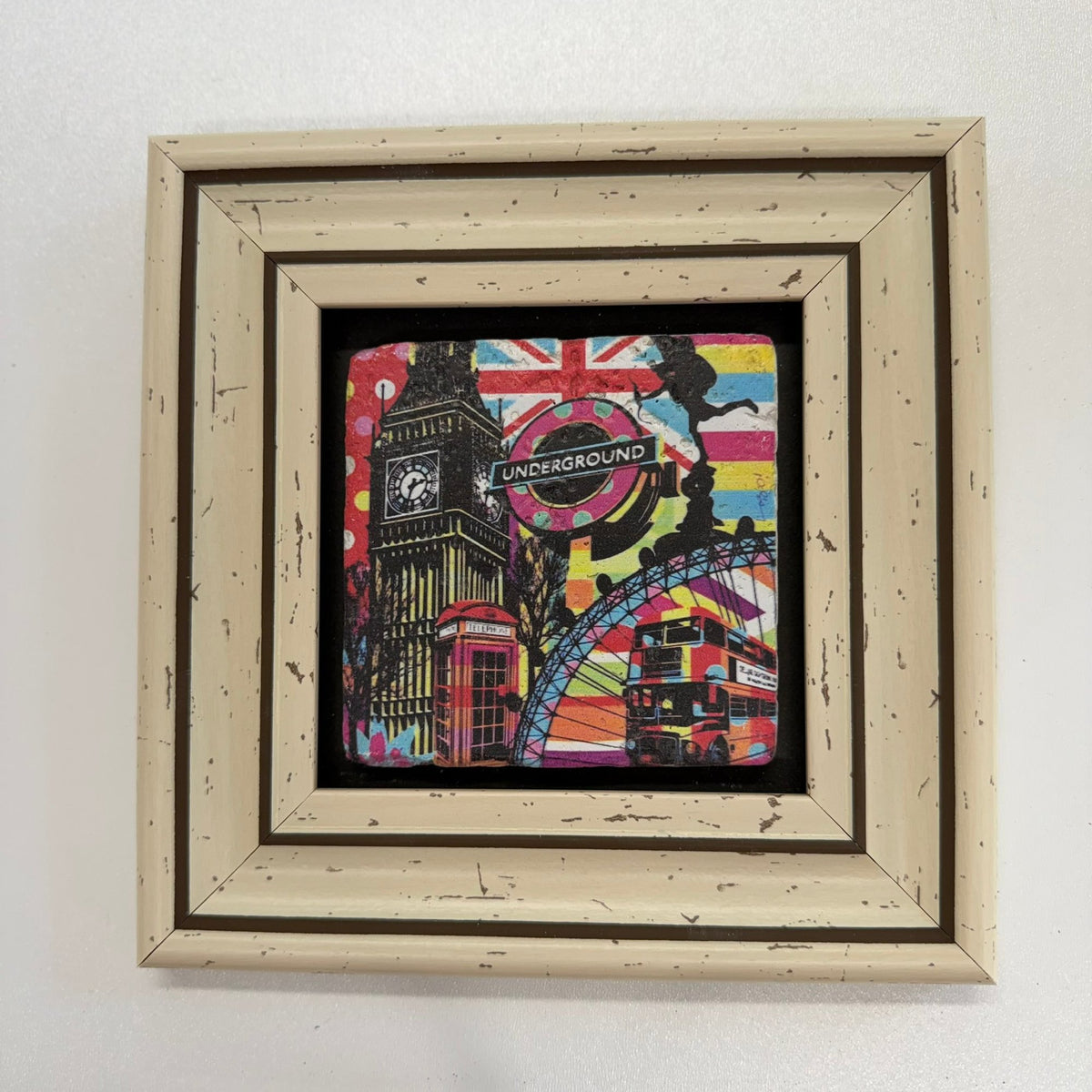 Variant Mapping v4 | london-big-ben-natural-travertine-stone-coaster | with White Frame | sha256:a3839b6e0b8c