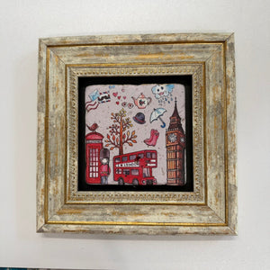 Variant Mapping v4 | london-big-ben-pink-natural-stone-coaster | with Gold Frame | sha256:26d9bc6ca97c
