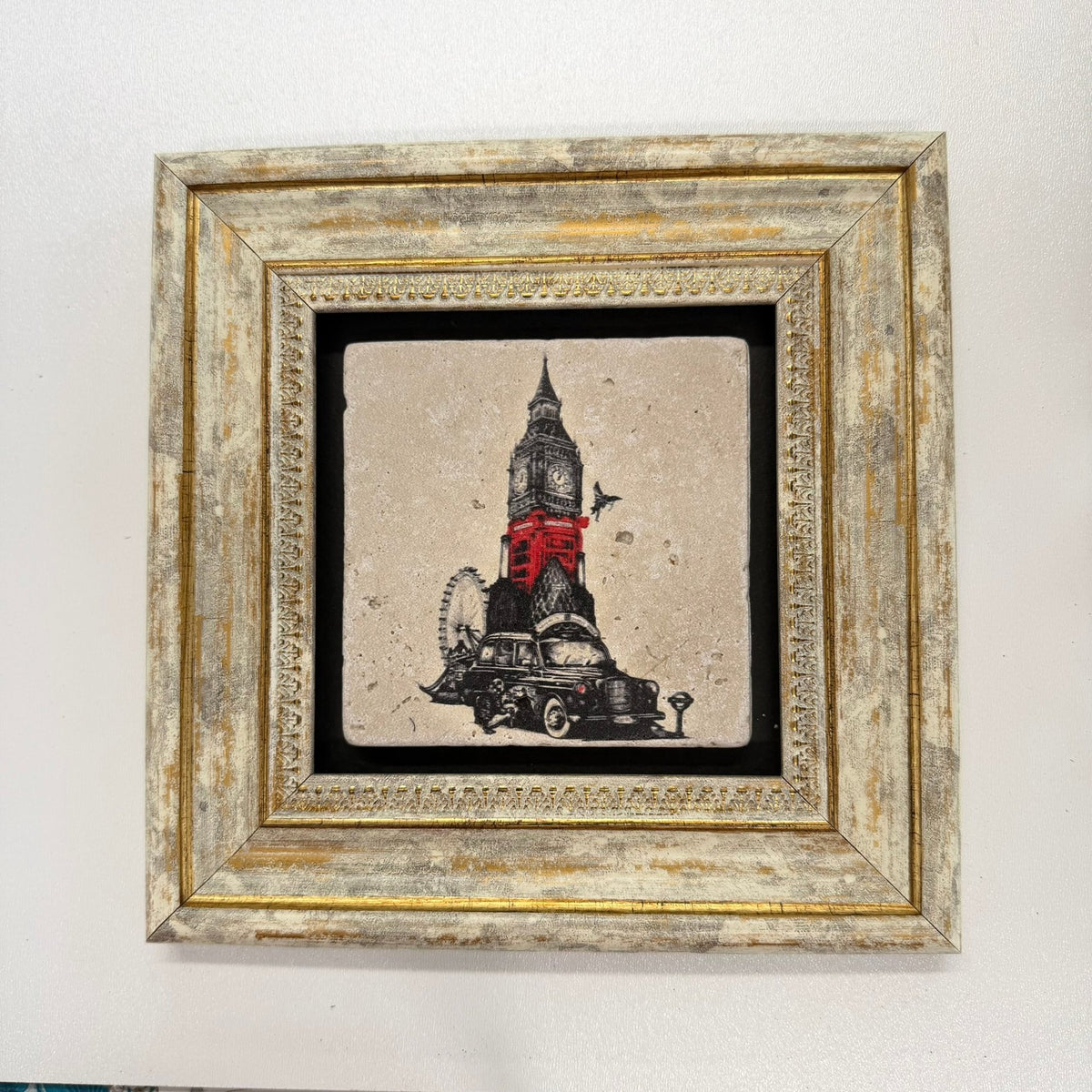 Variant Mapping v4 | london-iconic-landmarks-stone-coaster-black-cab-big-ben | with Gold Frame | sha256:80468dff3e51
