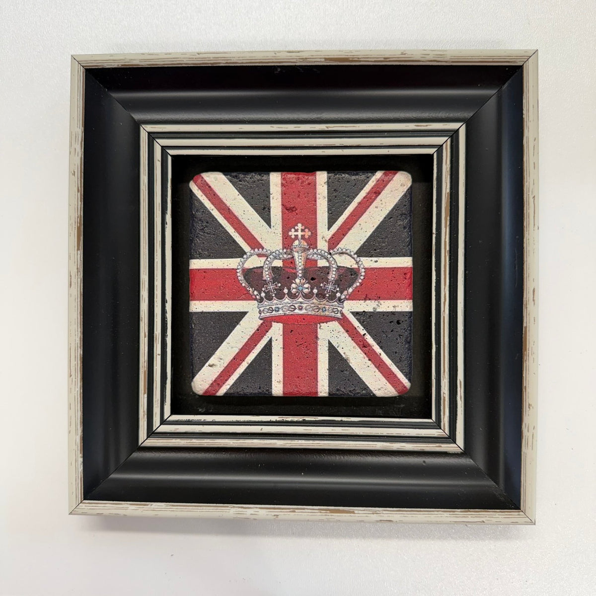 Variant Media V2 | london-london-crown-natural-stone-coaster | black | variant_main | sha256:e04de9b15c4b