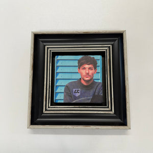 Variant Mapping v4 | louis-tomlinson-natural-stone-coaster | with Black Frame | sha256:8ce119b66dd3
