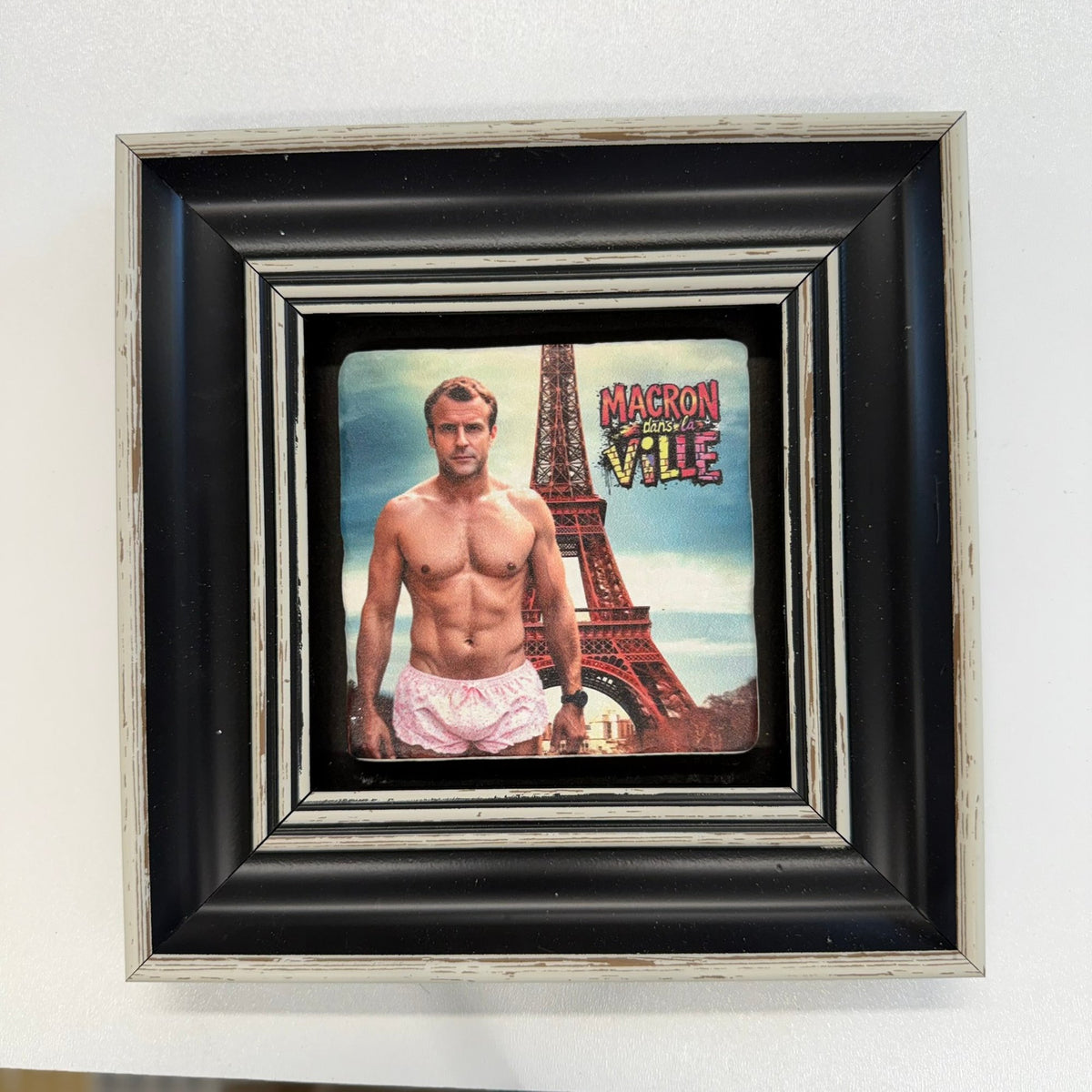 Variant Mapping v4 | macron-ville-natural-stone-coaster | with Black Frame | sha256:71be75420418