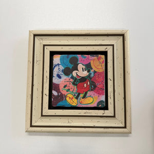 Variant Mapping v4 | mickey-mouse-natural-stone-coaster | with White Frame | sha256:7d4bdda02b1d