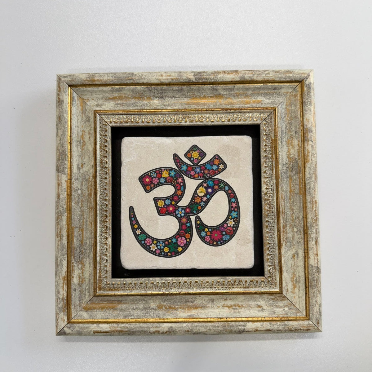 Variant Mapping v4 | om-aum-namaste-natural-travertine-stone-coaster | with Gold Frame | sha256:db897baeaced