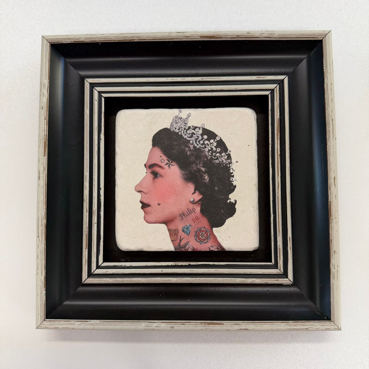 Variant Mapping v4 | queen-elizabeth-ii-natural-stone-coaster | with Black Frame | sha256:68e4311b54c9
