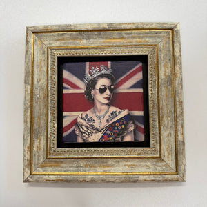 Variant Mapping v4 | queen-elizabeth-ii-stone-coaster | with Gold Frame | sha256:792a783df9d9