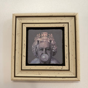 Variant Mapping v4 | queen-elizabeth-royal-family-natural-stone-coaster | with White Frame | sha256:e86b9b3ba607