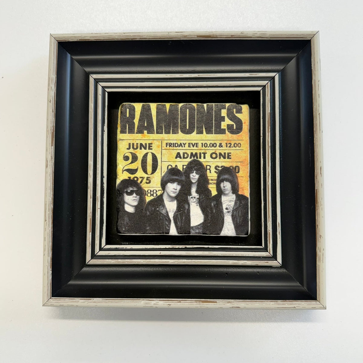 Variant Mapping v4 | ramones-natural-stone-coaster | with Black Frame | sha256:ef88ea256120