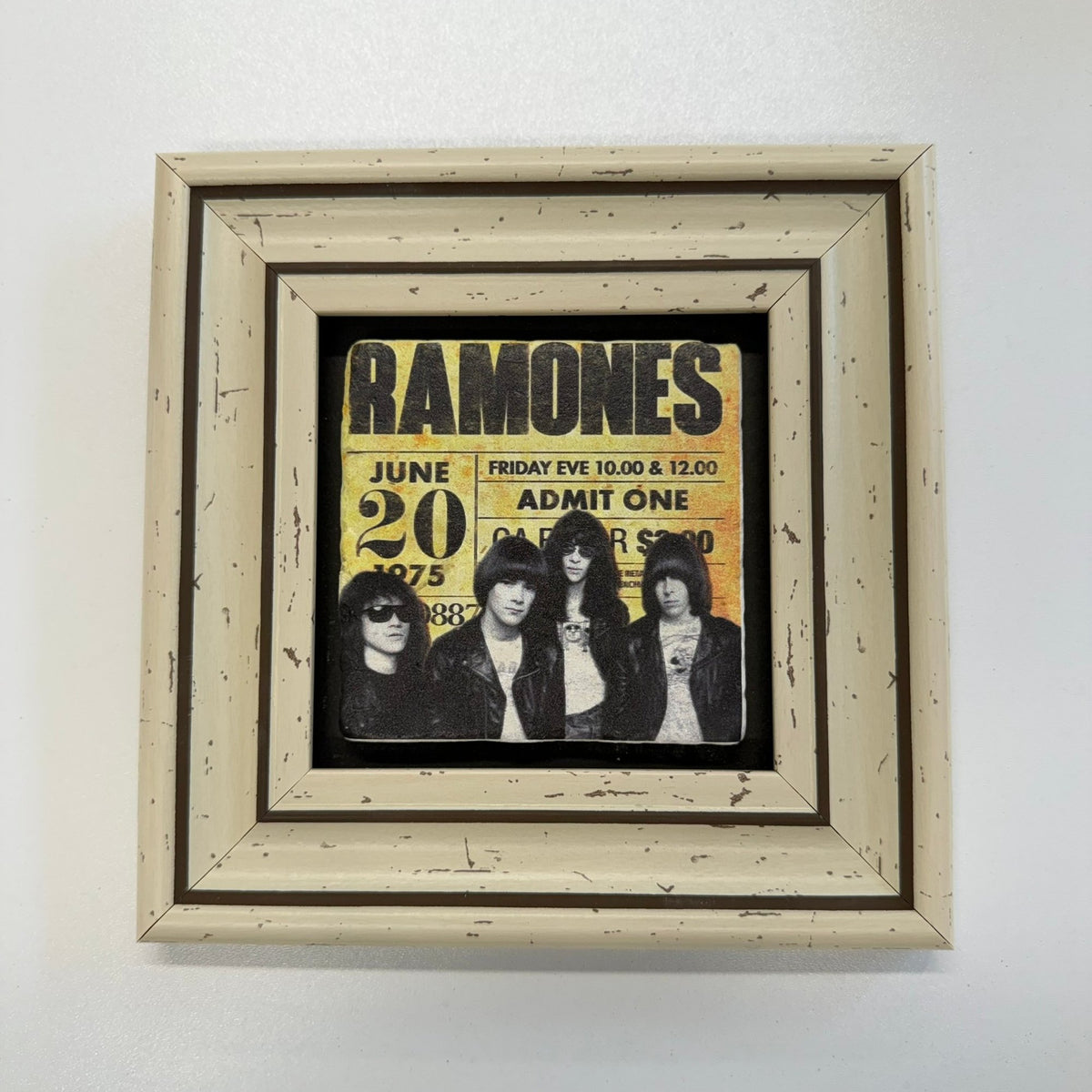 Variant Mapping v4 | ramones-natural-stone-coaster | with White Frame | sha256:4813eec9d5bb