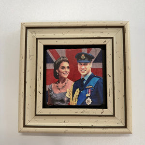 Variant Mapping v4 | royal-family-natural-stone-coaster-prince-and-princess | with White Frame | sha256:73793d4951fe