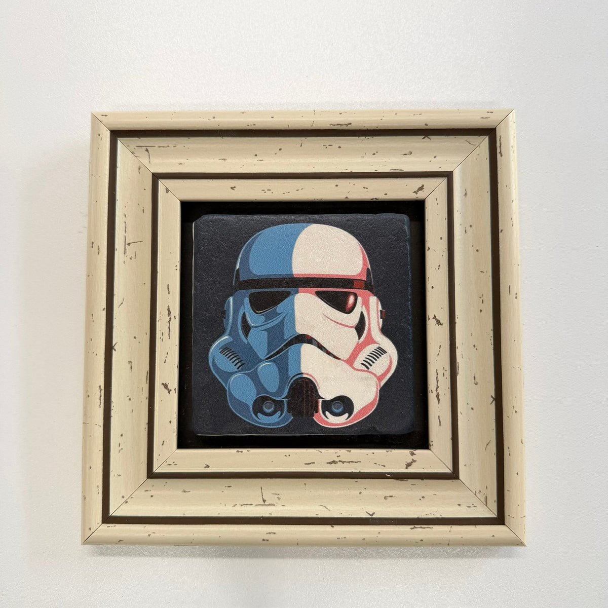 Variant Mapping v4 | star-wars-stormtrooper-natural-travertine-coaster | with White Frame | sha256:af9a10130b14