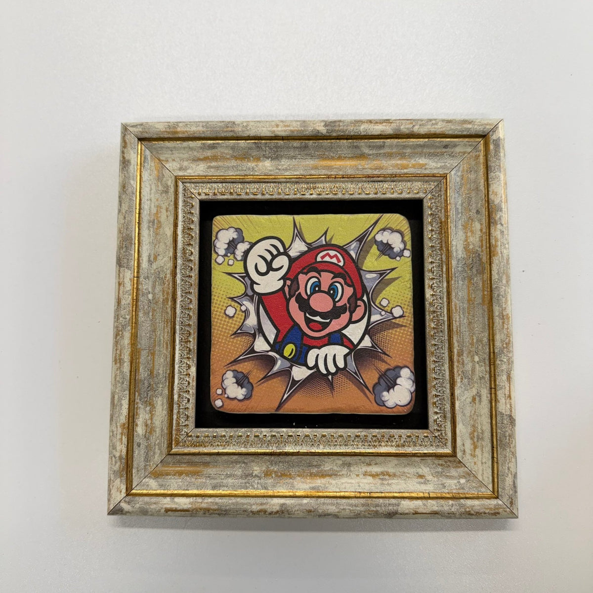 Variant Mapping v4 | super-mario-brother-natural-stone-coaster | with Gold Frame | sha256:d2ccd404f929