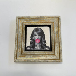 Variant Mapping v4 | taylor-swift-natural-stone-coaster-bubblegum | with Gold Frame | sha256:489ba49dd04d