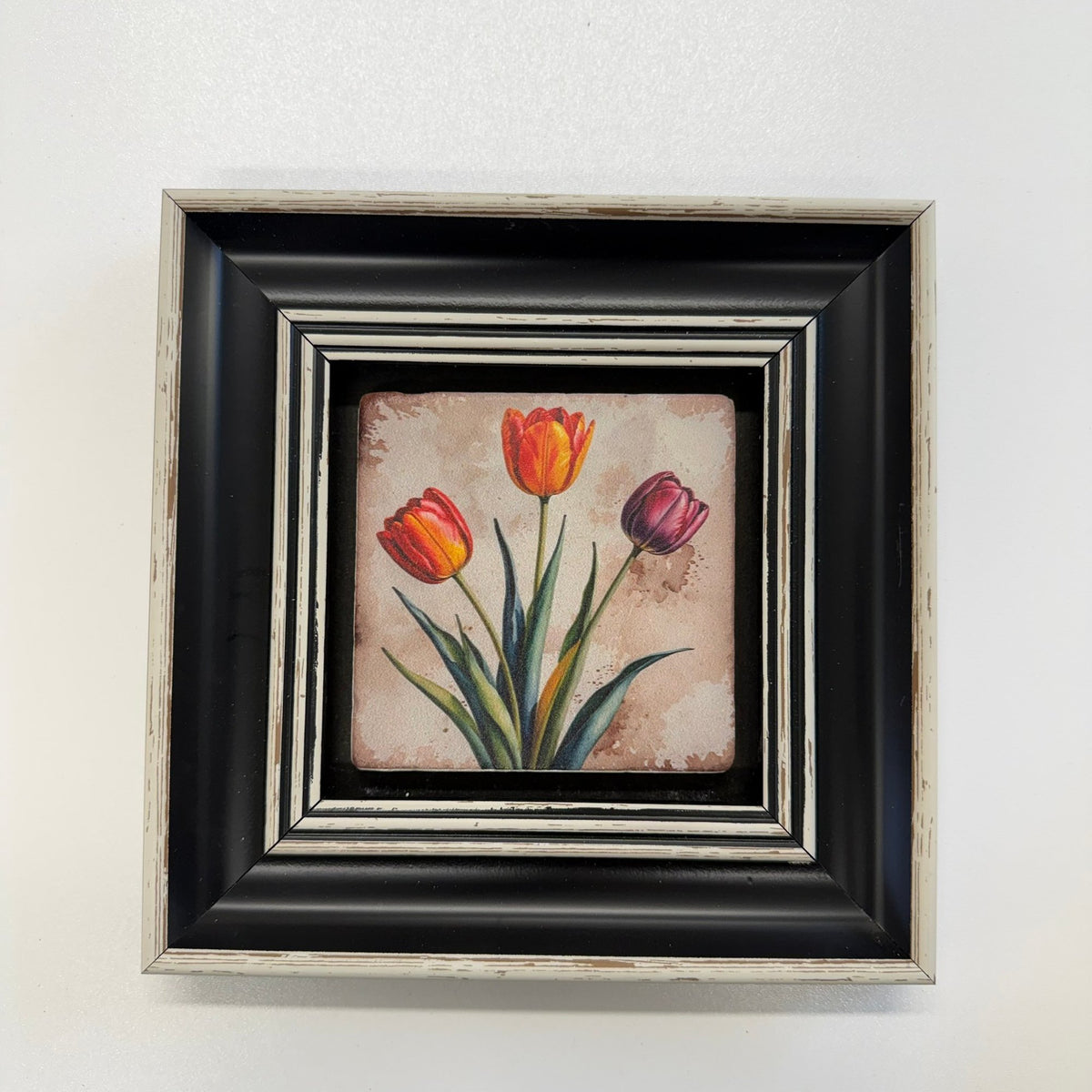 Variant Mapping v4 | tulip-vintage-natural-stone-coaster | with Black Frame | sha256:19b74d3c7180
