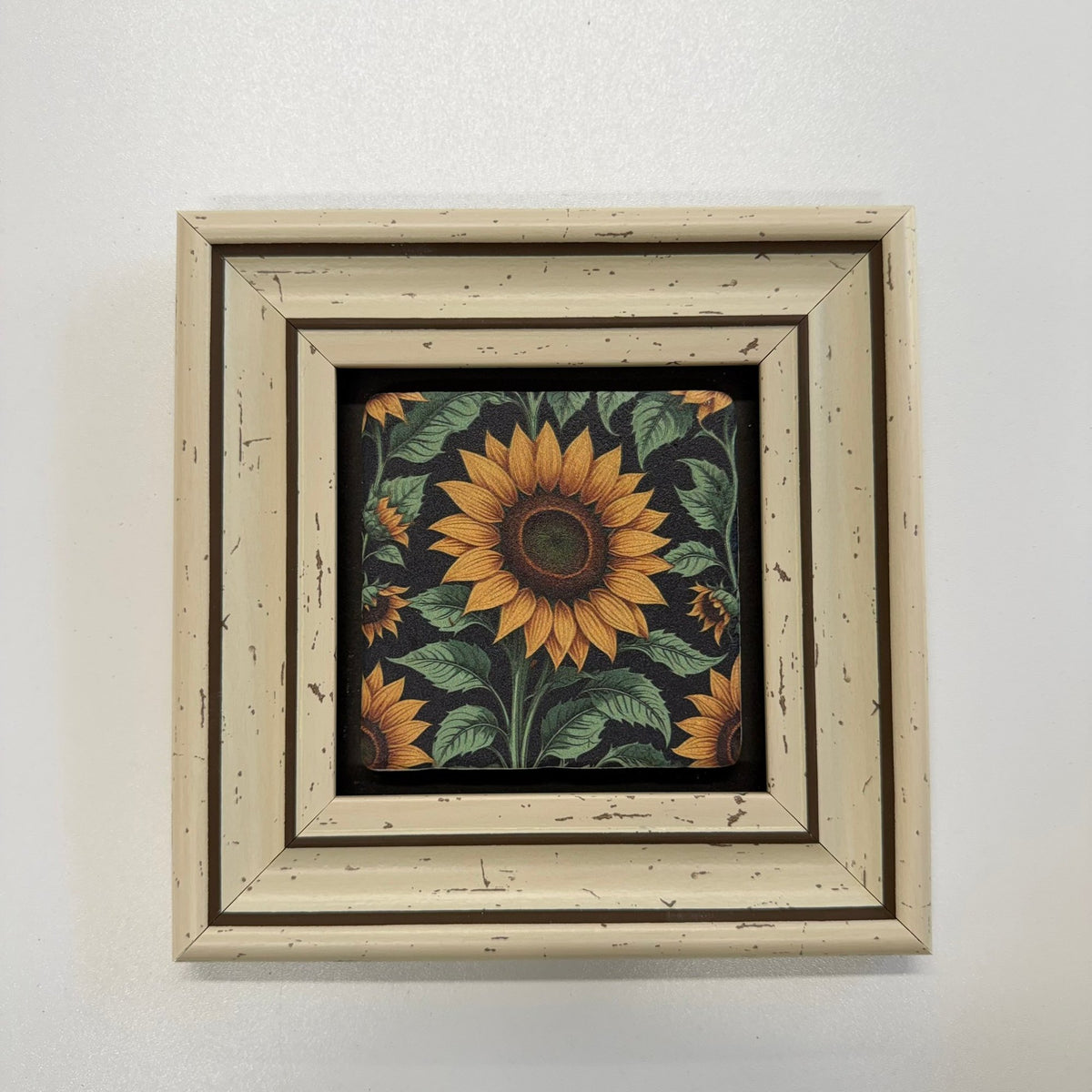 Variant Mapping v4 | vintage-sunflower-natural-travertine-stone-coaster | with White Frame | sha256:b4c7315b1e01