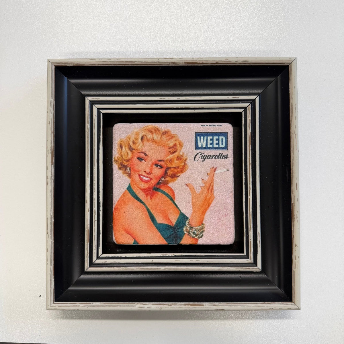 Variant Mapping v4 | weed-cigarette-retro-women-stone-coaster | with Black Frame | sha256:270e7fbe1bcf