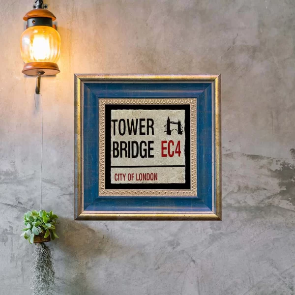 TOWER BRIDGE 1 FLAT BLUE LIFESTYLE